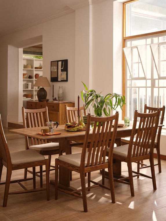 Image of Windsor Medium Extending Dining Table