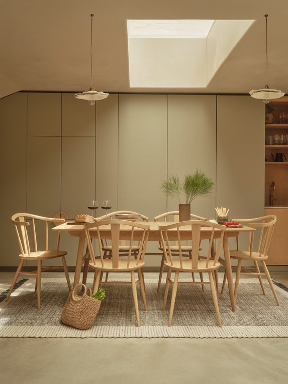 Image of Chartridge Dining Table