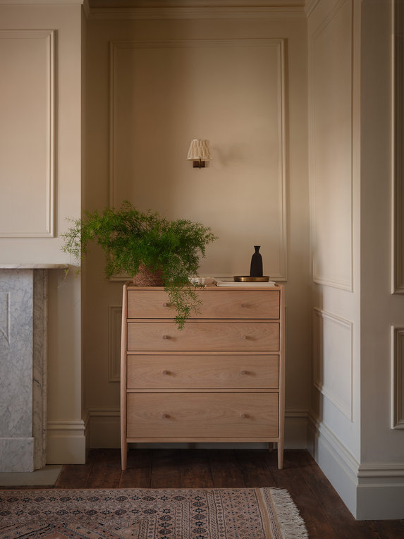 Image of Winslow 4 Drawer Chest