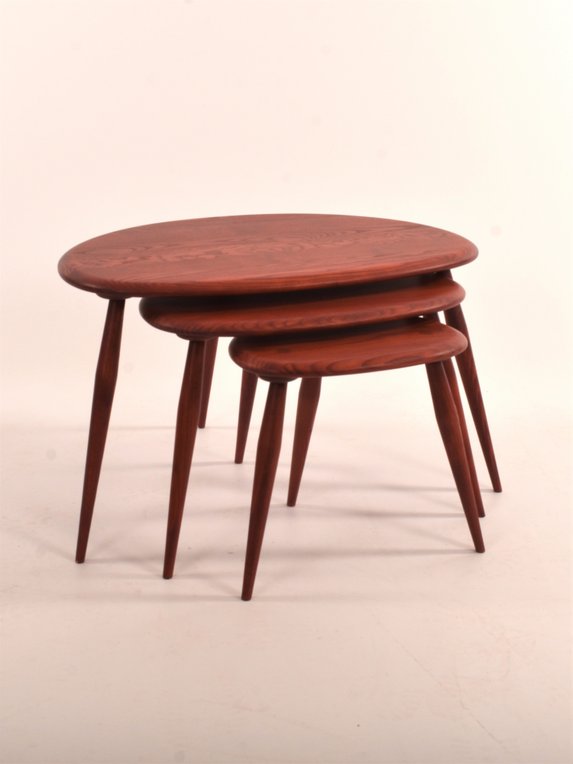 Image of Pebble Nest Of Tables in Vintage Red