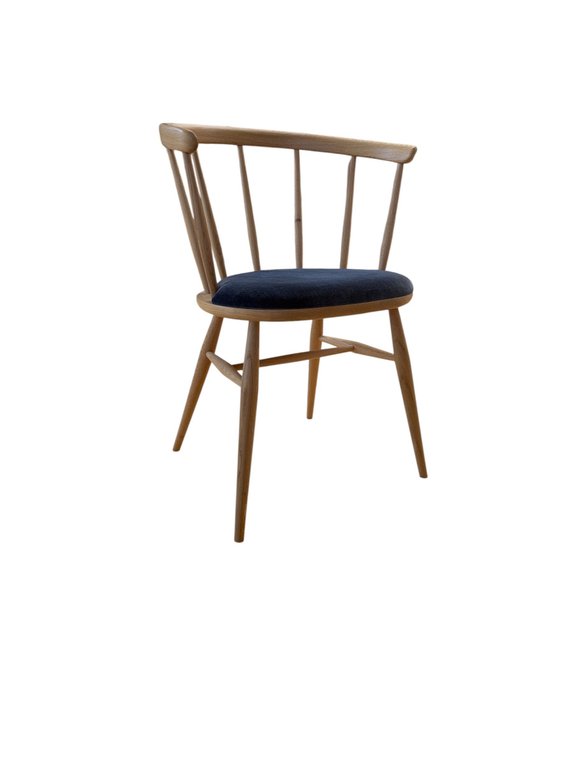 Image of Heritage Armchair in DM & U026