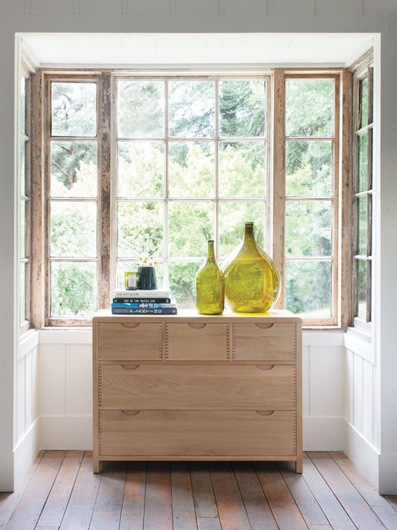 Image of Bosco Bedroom 5 Drawer Wide Chest