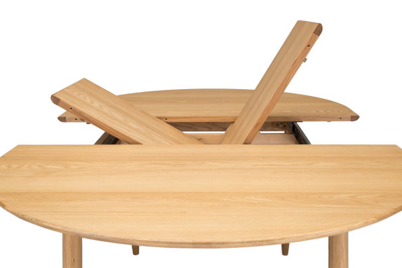 Image of Teramo Small Extending Dining Table in CM Oak