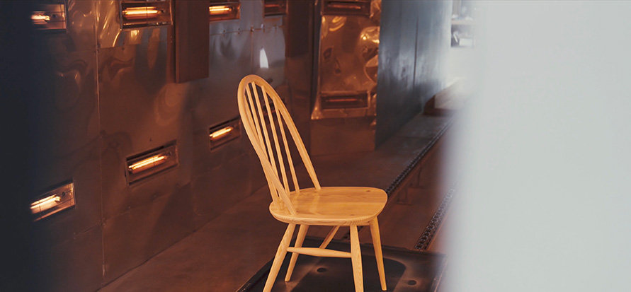 Drying the Windsor chair after production