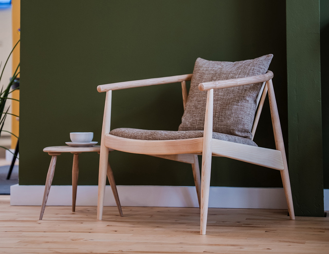 Lifestyle image for Reprise