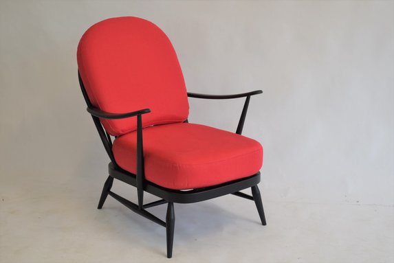 Image of Windsor Easy Chair - in Black & G447