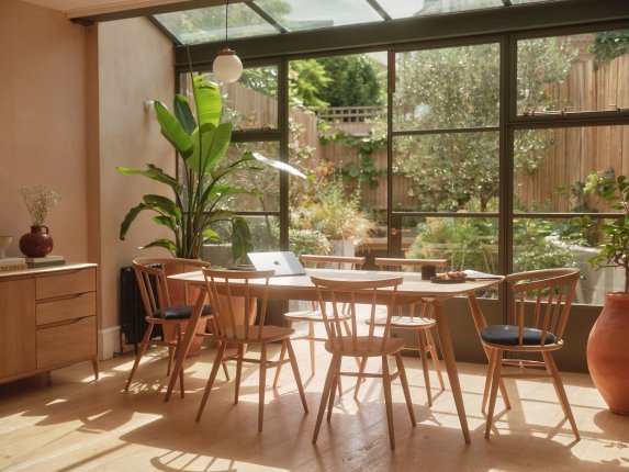 The Heritage large extending dining table can seat up to 8 people
